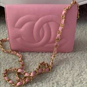 Chanel cross body purse